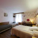 Logis De France Hotell 2*