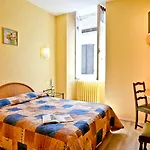 Hotell Logis De France 2*