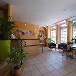 Logis De France Hotel Arudy