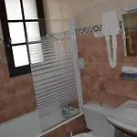 Logis De France Hotell 2*