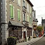 Hotell Logis De France 2*