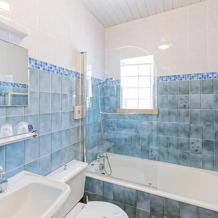 Hotel Logis De France 2*