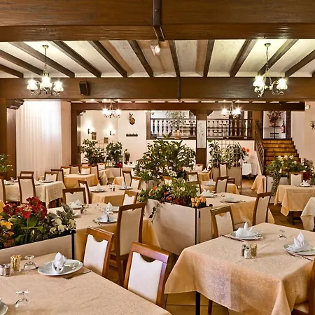 Logis De France Hotel 2*