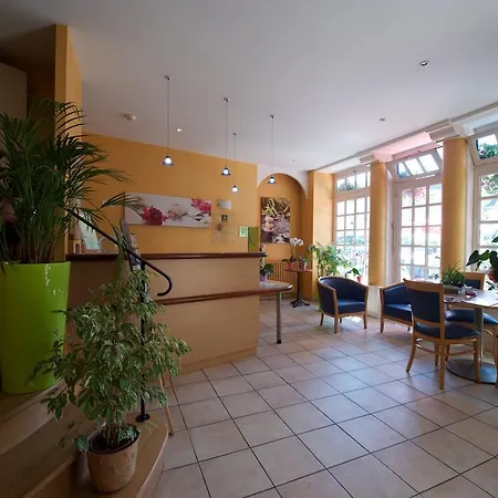 Logis De France Отель Arudy