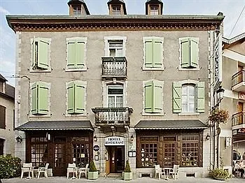 Отель Logis De France Arudy