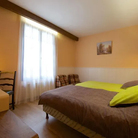 Logis De France מלון 2*